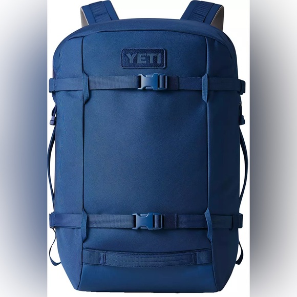 YETI Crossroads 22 Backpack - Navy - Brand New - Beautiful - Picture 1 of 4